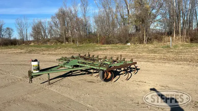 John Deere 1000