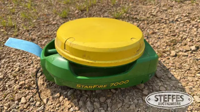 John Deere StarFire 7000