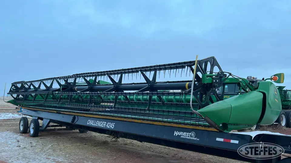 2011 John Deere 640D Draper Head