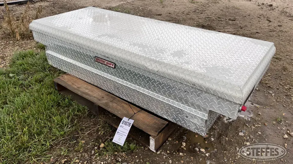 Weather Guard diamond plate toolbox Storage and Bench