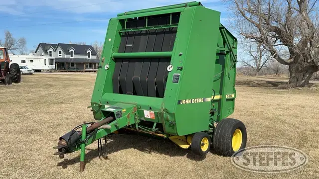 John Deere 535