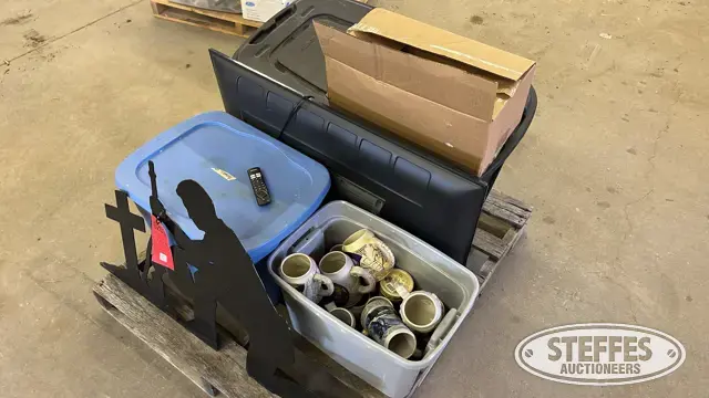Assorted collectibles