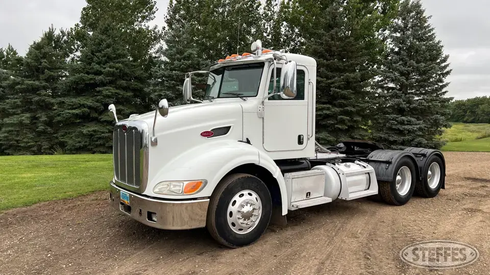 2013 Peterbilt 384 Conventional Truck without Sleeper