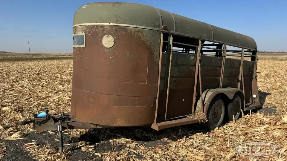 1979 Keifer-Built PT16 Bumper Livestock Trailer