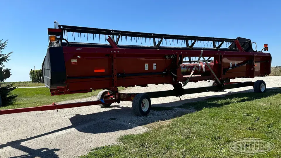 E-Z Trail 672 Header Trailer