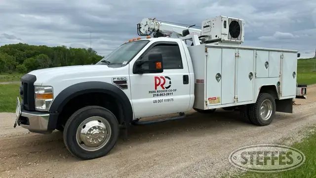 2008 Ford F-550 XL