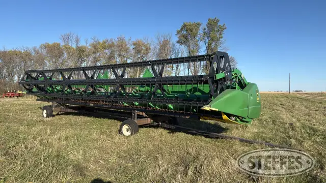 2007 John Deere 630F HydraFlex