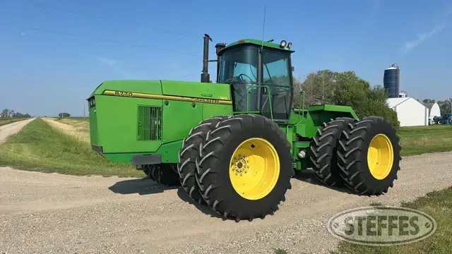 1996 John Deere 8770