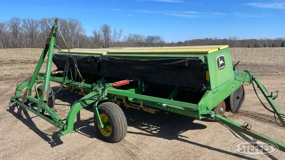 John Deere 9350 Press Drill