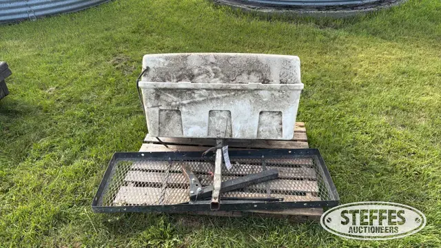 Hitch carriers