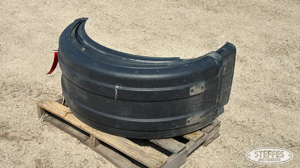 (3) Poly truck fenders Truck-Trailer Part