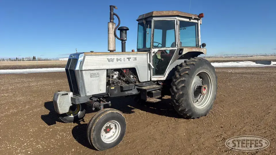 White Field Boss 2-105 2WD Tractor