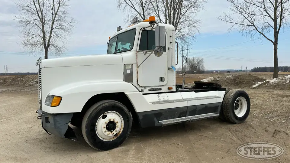 1996 Freightliner FLD120 Conventional Truck without Sleeper