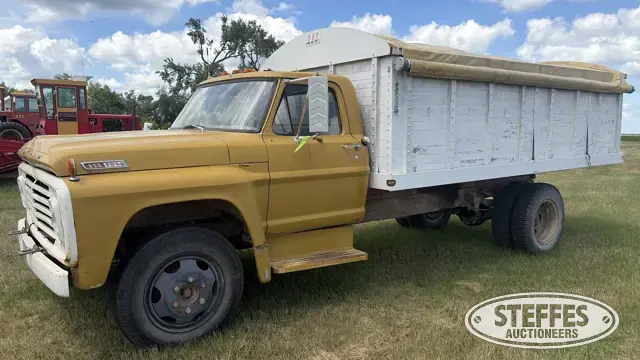1967 Ford 600