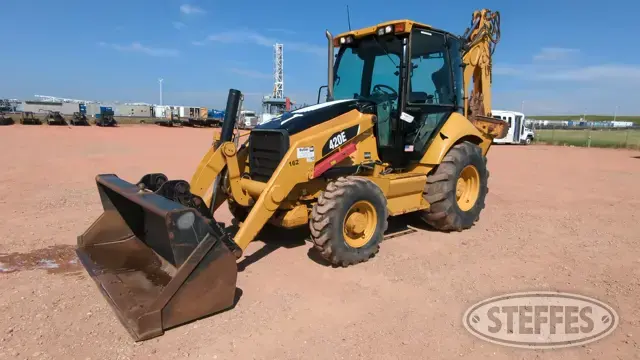 2008 CAT 420E