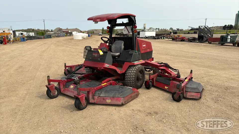 2006 Toro GroundsMaster 580-D Lawn Tractor