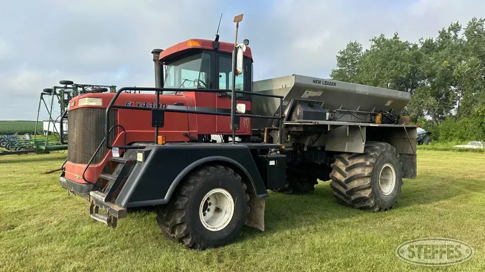 Case IH FLX4300B Self-Propelled Dry Applicators-Spreaders-Floater