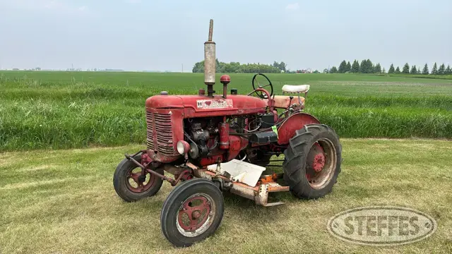 1944 McCormick Farmall Cultivision A
