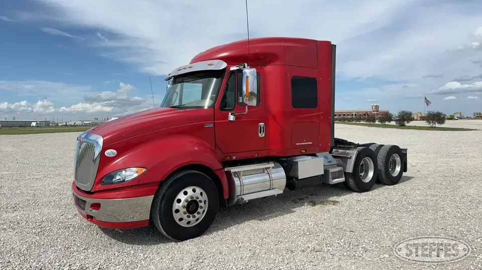 2013 International ProStar Conventional Truck with Sleeper