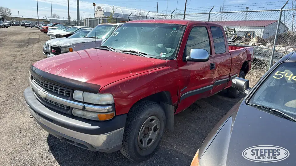 2001 Chevrolet Silverado K1500 LT Half Ton Pickup