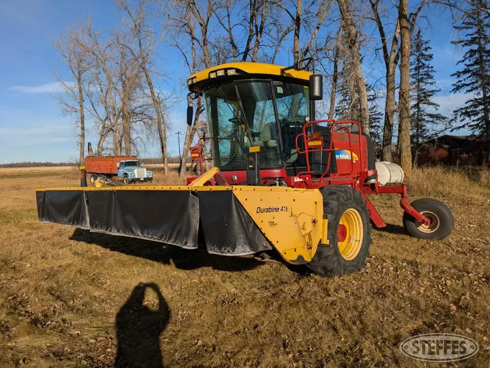 2011 New Holland H8080 Disc Mower