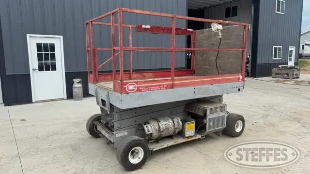 MEC 2558D