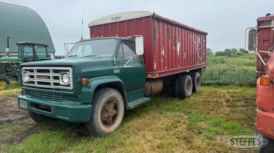 1973 GMC 6500 Grain Truck