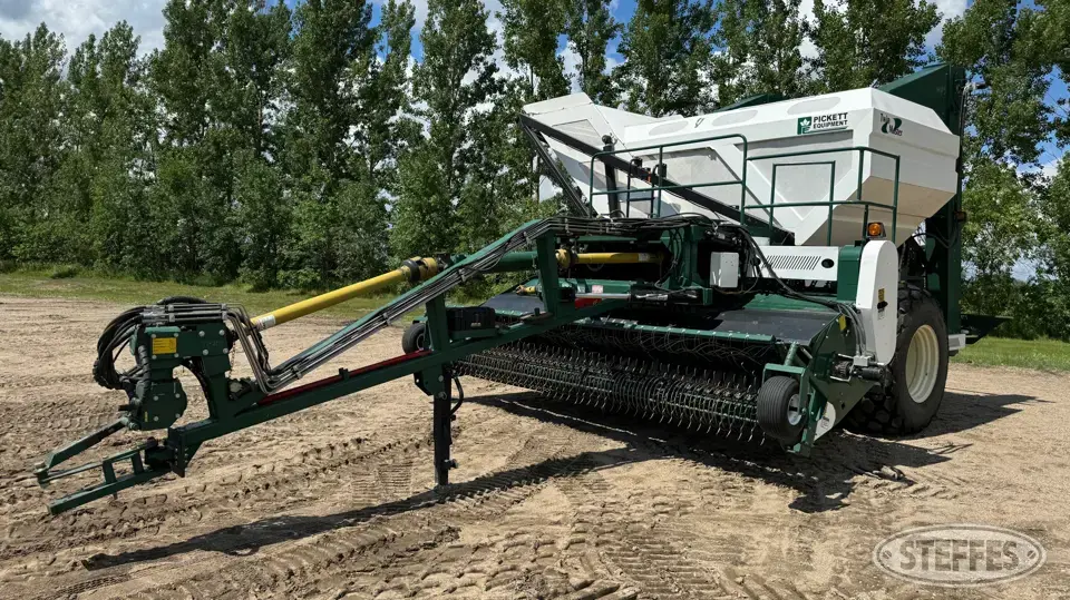 2017 Pickett Twin Master Edible Bean Combine