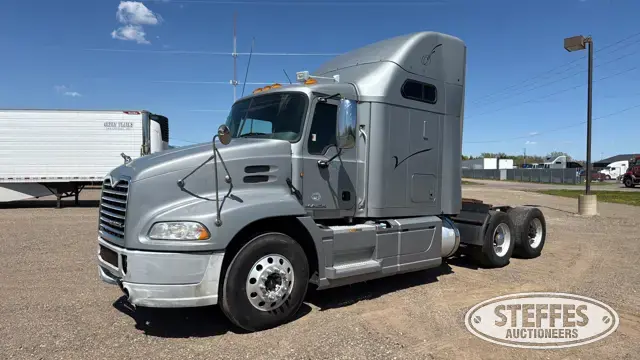 2014 Mack Pinnacle CXU613