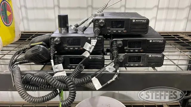 (5) 2022 Motorola business band radios