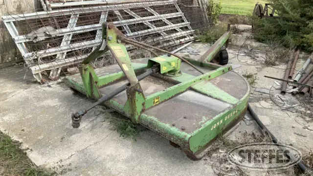 John Deere 609