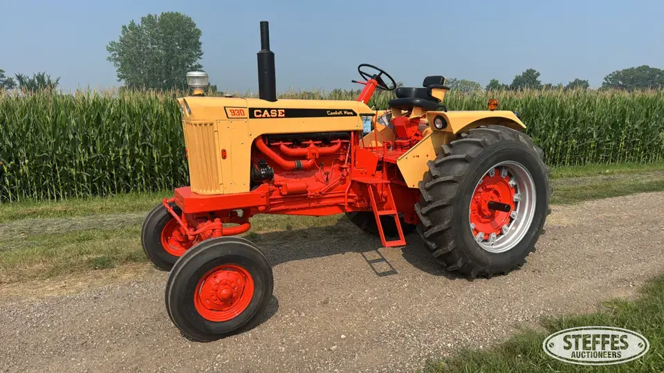 1968 Case 930 Comfort King Collectible Tractor