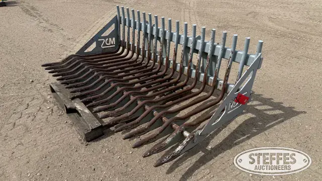 MDS skid steer rock bucket