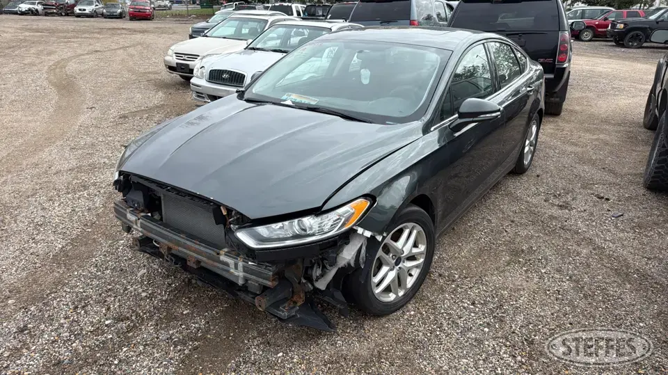 2015 Ford Fusion SE Car