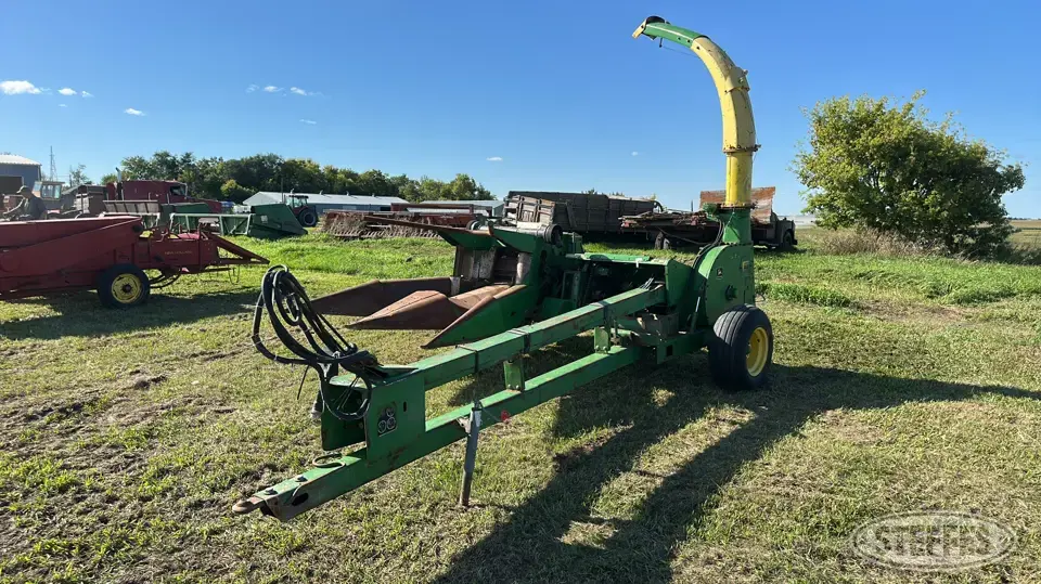 1991 John Deere 3970 Forage Processing