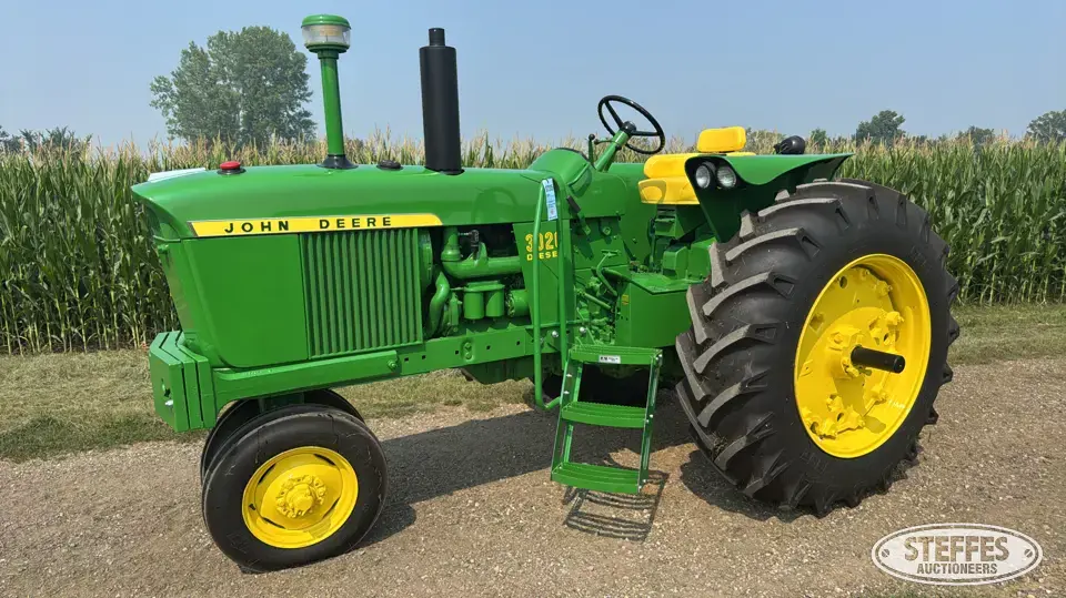 1966 John Deere 3020 2WD Tractor