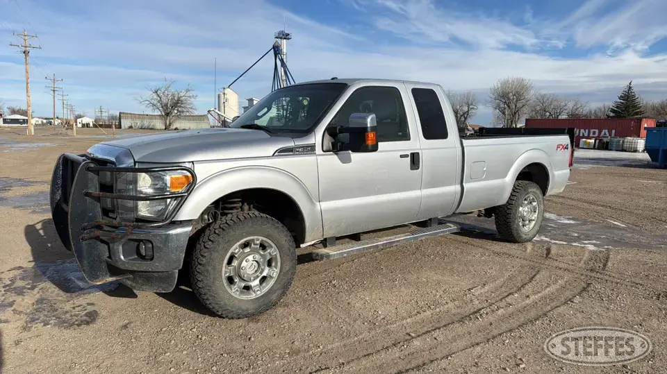 2012 Ford Super Duty F-350 XLT 1 Ton Pickup