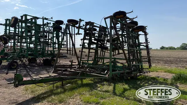 John Deere 1060