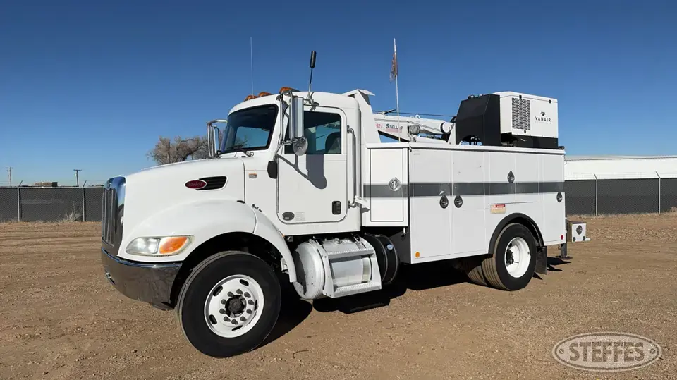2015 Peterbilt 337 Service Utility Truck