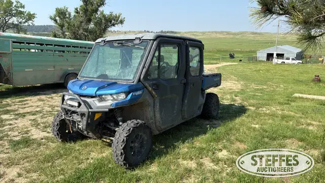 2022 Can-Am Defender HD10 Limited