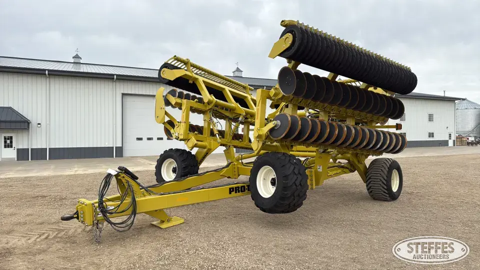 2023 Degelman Pro-Till 40 Vertical Tillage