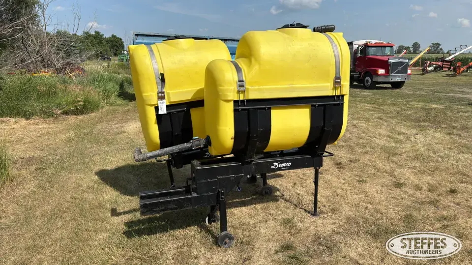 (2) Demco 200 gal. poly saddle tanks Chem-Fert Accessories-Other