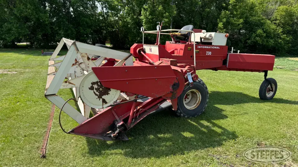 International 230 Self-Propelled Swather