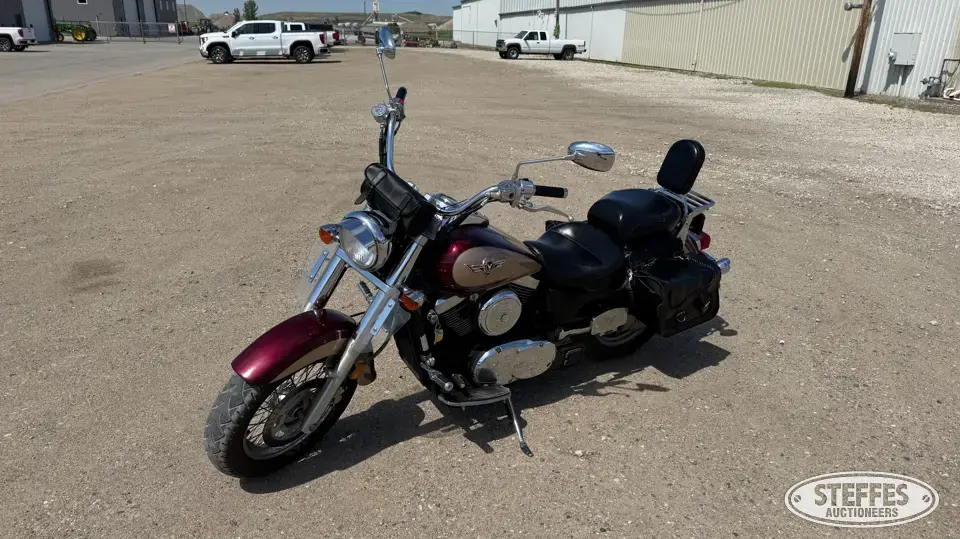 2001 Kawasaki Vulcan 1500 Classic Motorcycles and Scooter