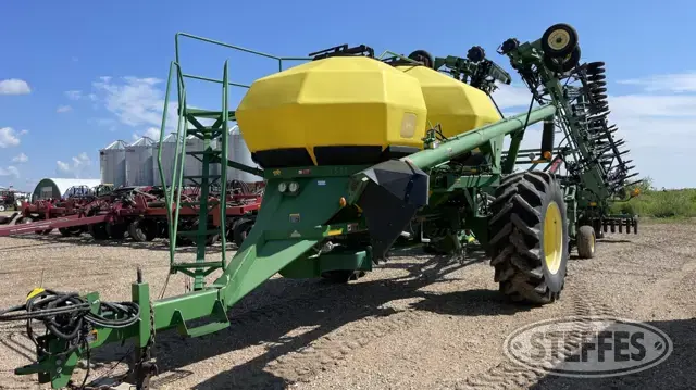 1998 John Deere 1820