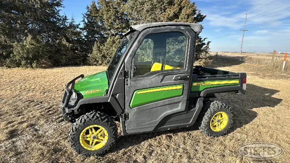 2019 John Deere Gator XUV 835M UTV