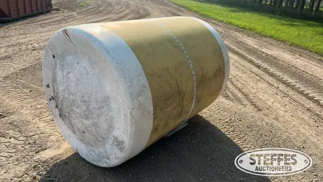 Demco sprayer tank
