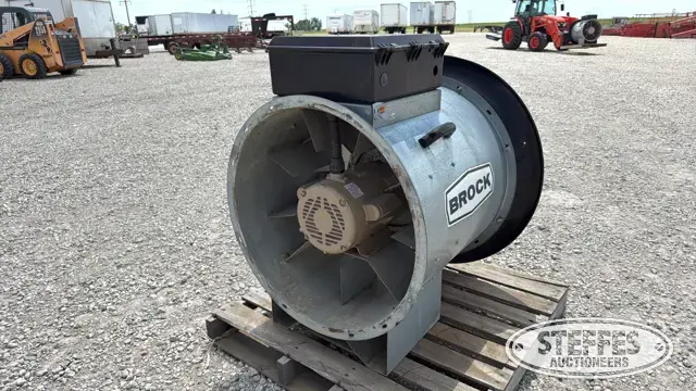 Brock AX28-1512-WC