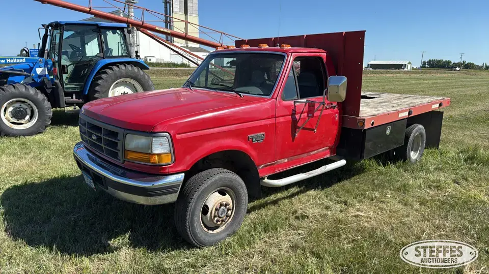 1995 Ford F-350 XL 1 Ton Pickup