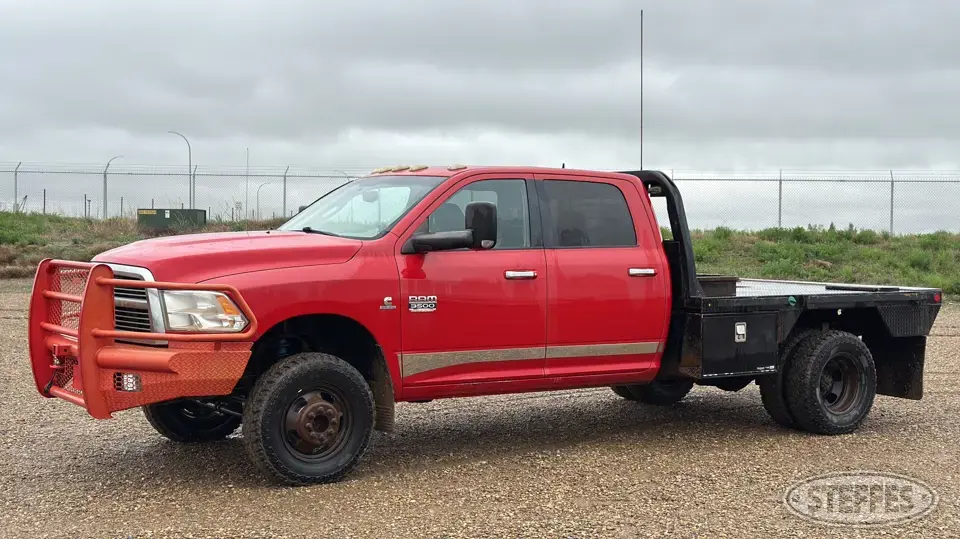 2010 Dodge Ram 3500 Flatbed Truck